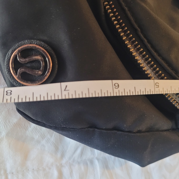 lululemon athletica Black Crossbody Bag - Picture 2 of 16